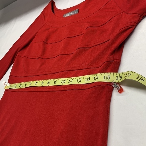 𝅺Jolibel Fully Lined Dress Size 6 Colour Red Made in Canada - Picture 8 of 9